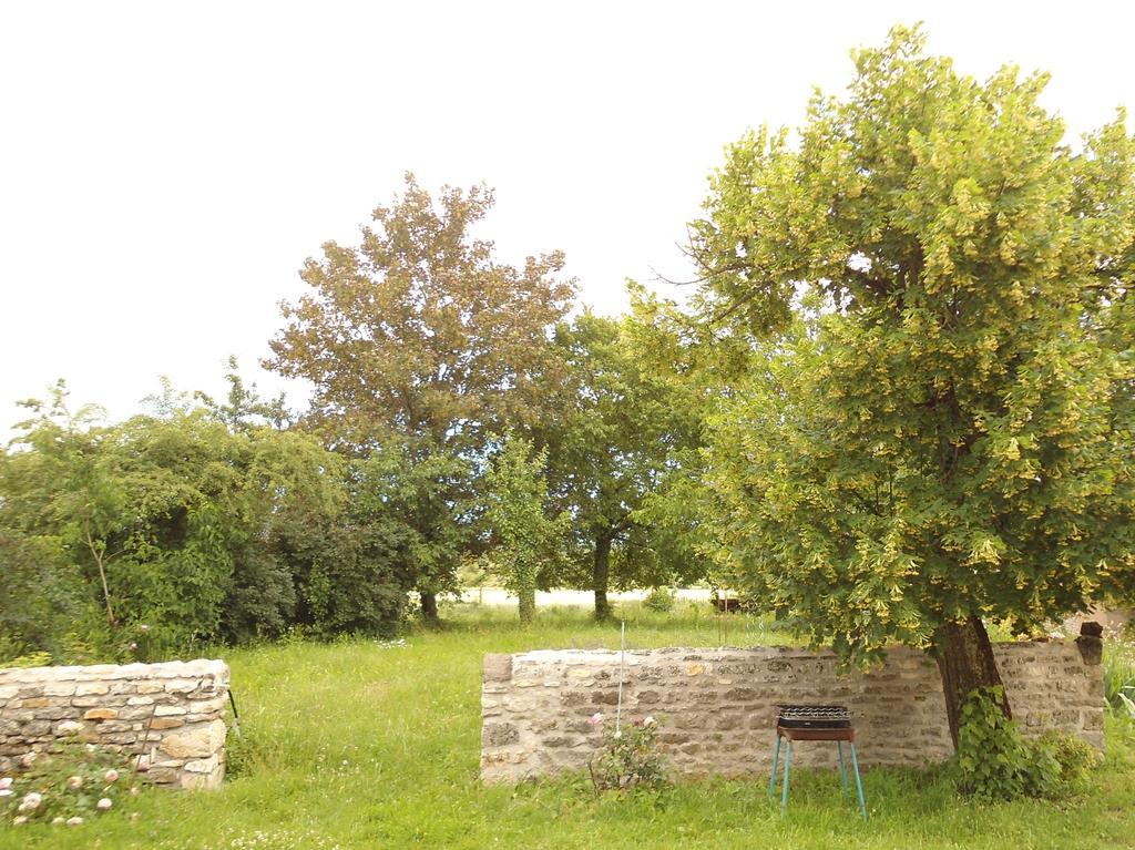 Le Haut De Collonge Villa Saint-Boil Luaran gambar